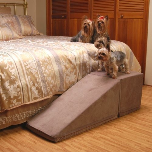 stairs for dogs to get on bed