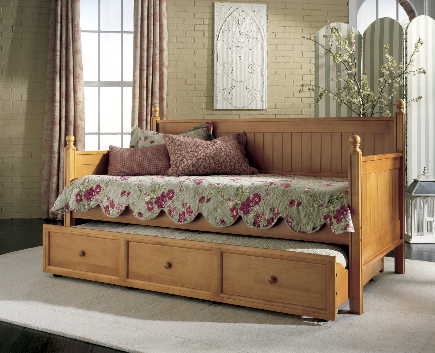 French daybed and trundle