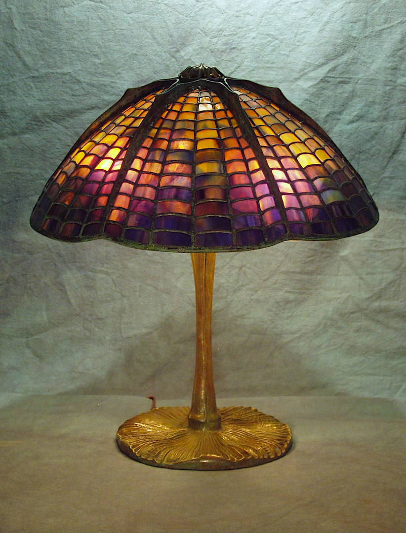 Mushroom shaped lamp deals shades