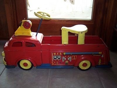 old metal fire truck toy