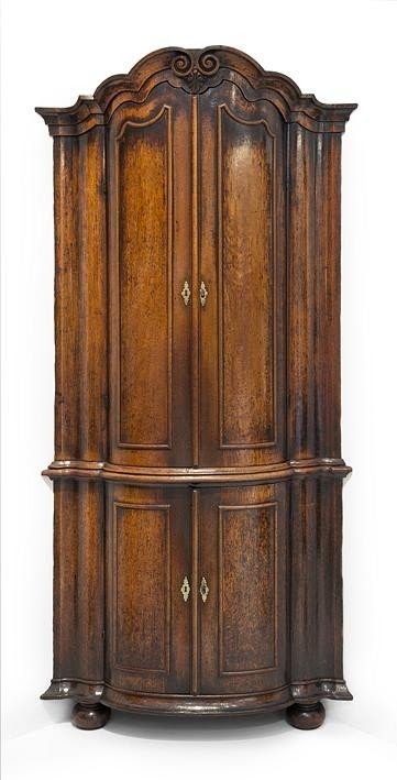 A dutch corner cabinet 18th century