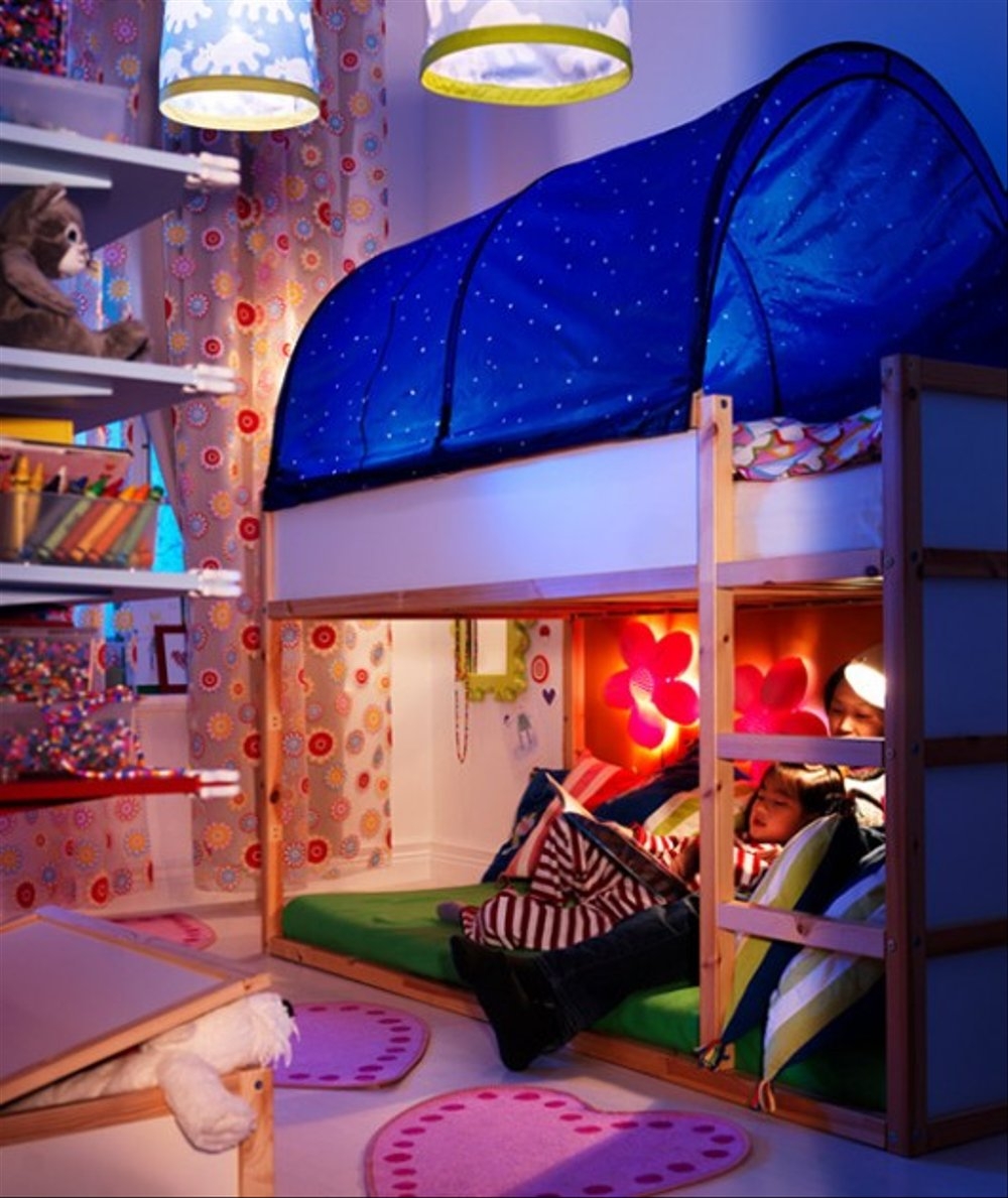 Childrens bed deals canopy with lights