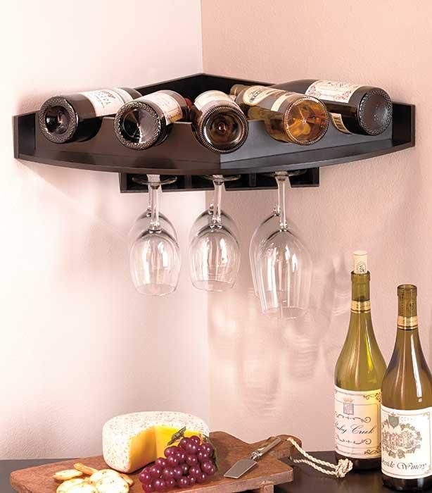 Corner wine glass rack