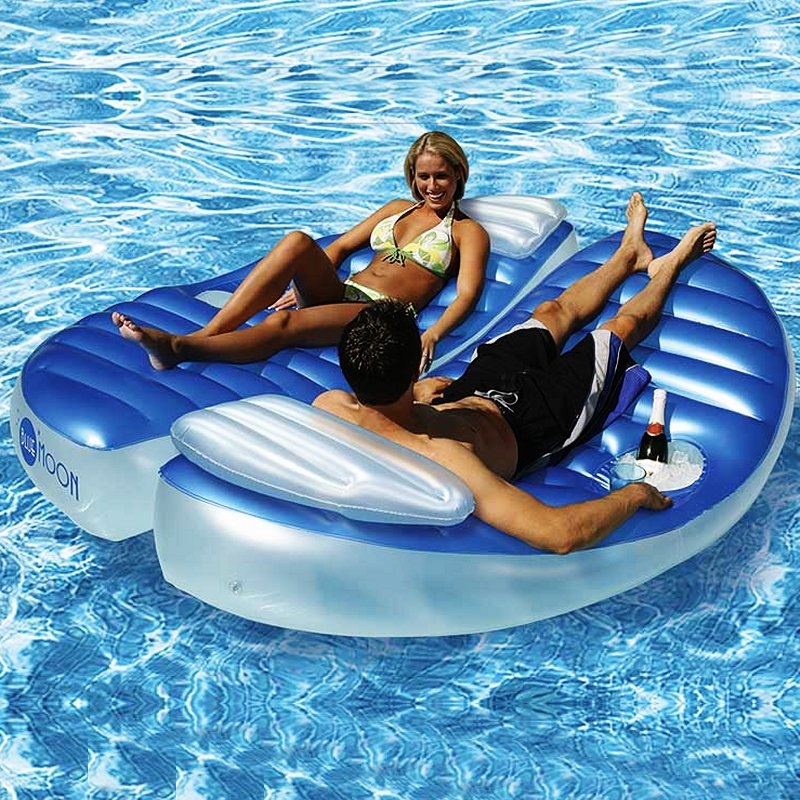 Double pool store float for twins