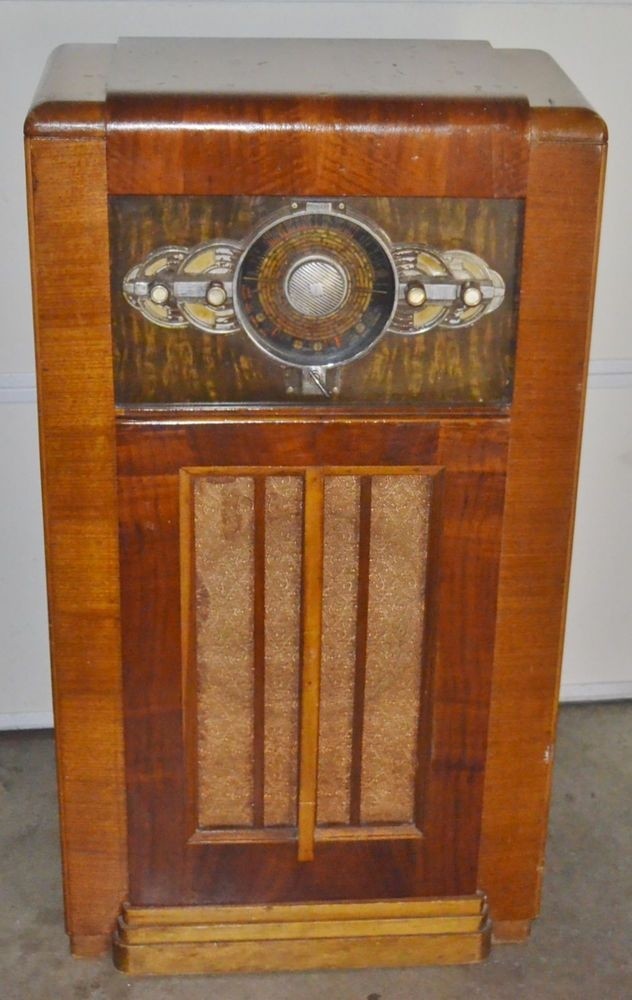 1937 midwest 18 tube radio model 18 37