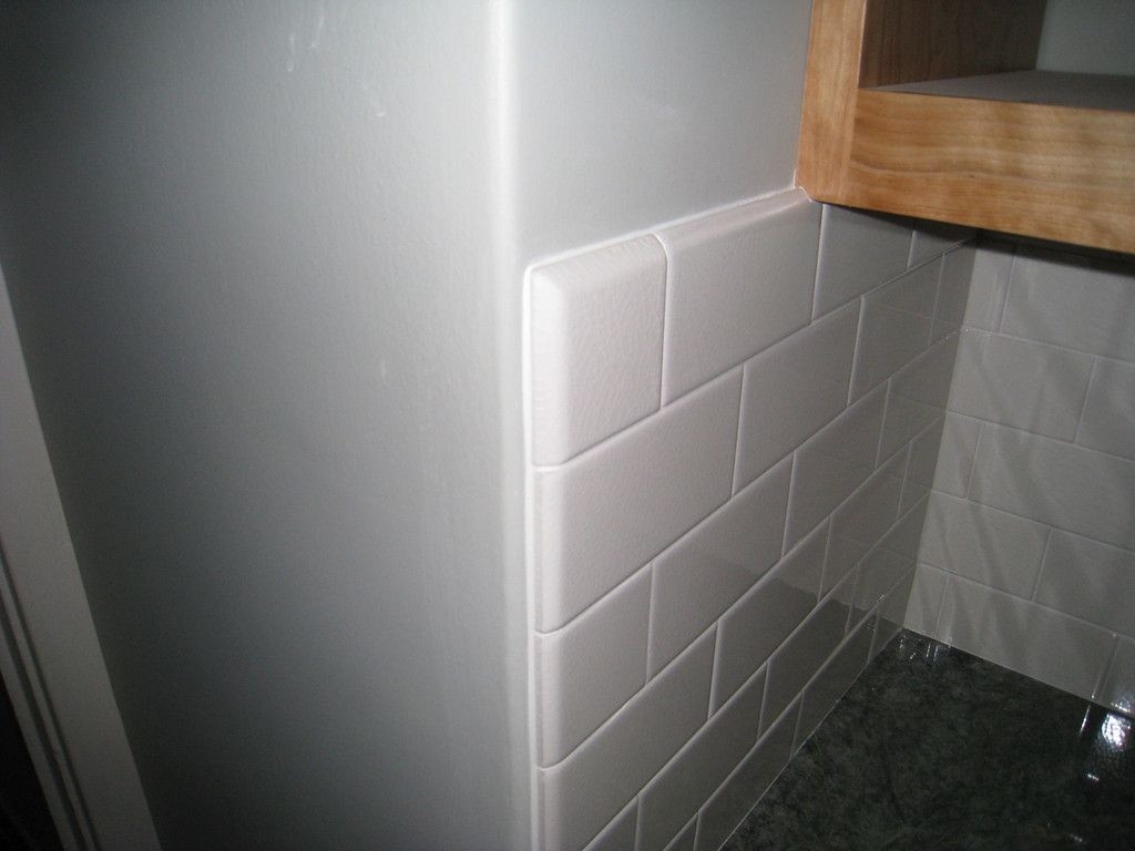I need pictures of white subway tile kitchens forum gardenweb