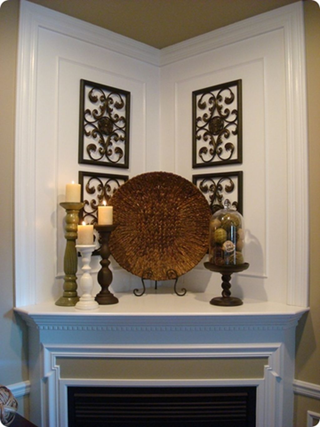 Large decorative plates for display