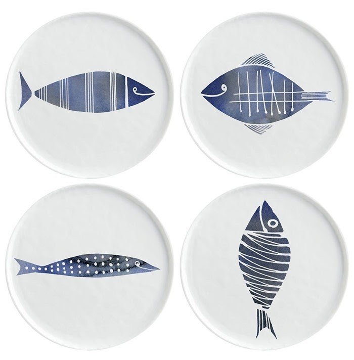 Plates with fish design