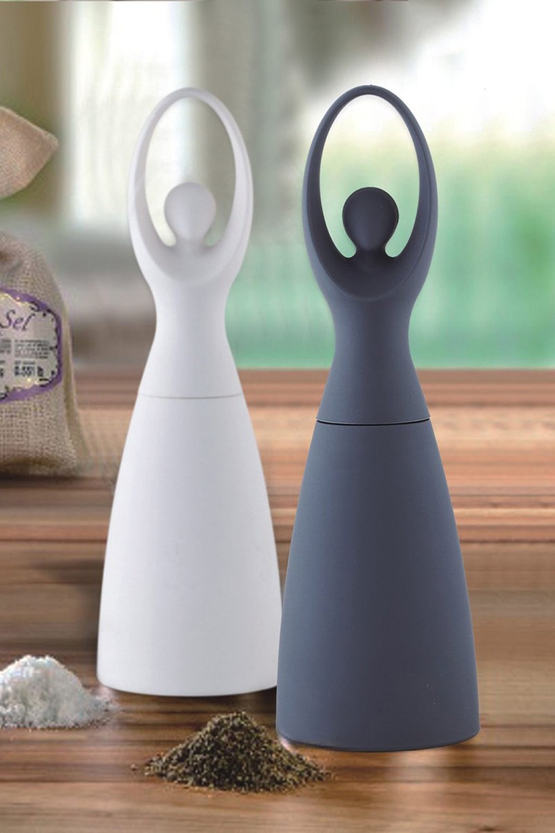 Funny salt and pepper hot sale mills