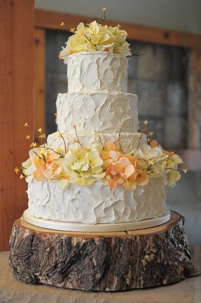 colorful cake stands ideas