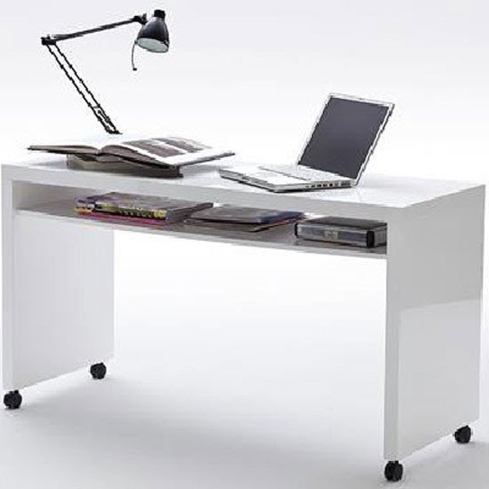 Computer desk with wheels