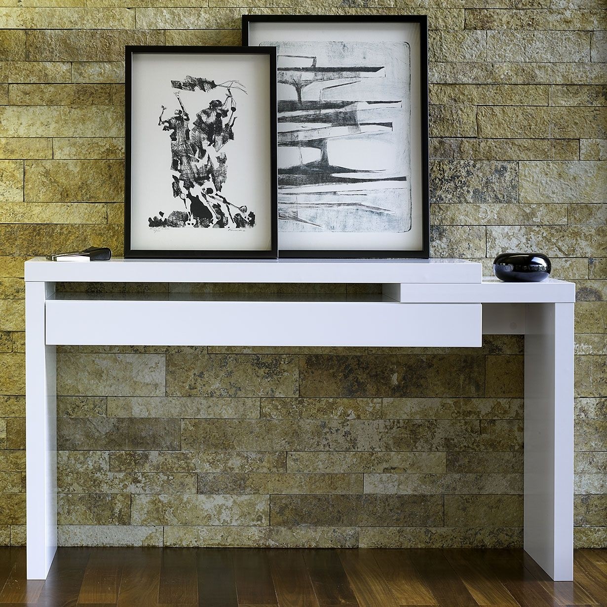 Contemporary console table with drawers 2
