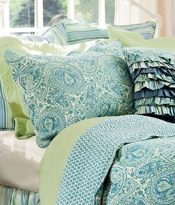 Green and blue comforters