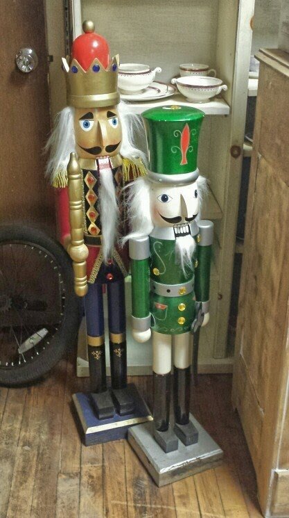 Large nutcrackers for sale 2