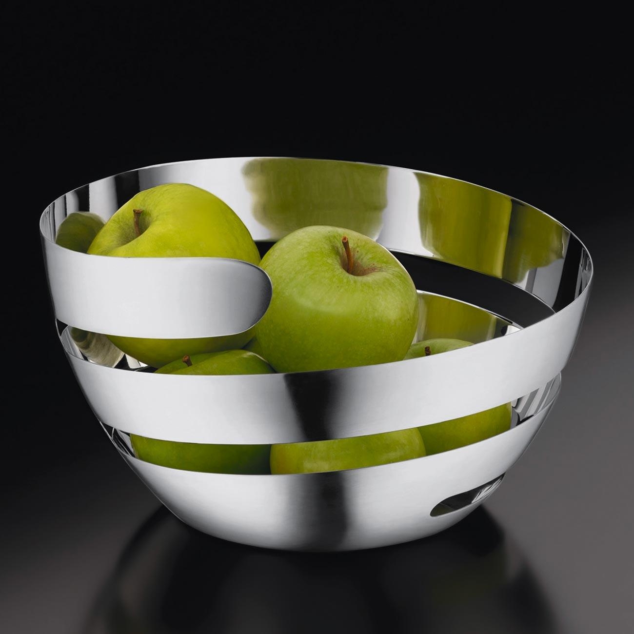 Metal fruit bowls