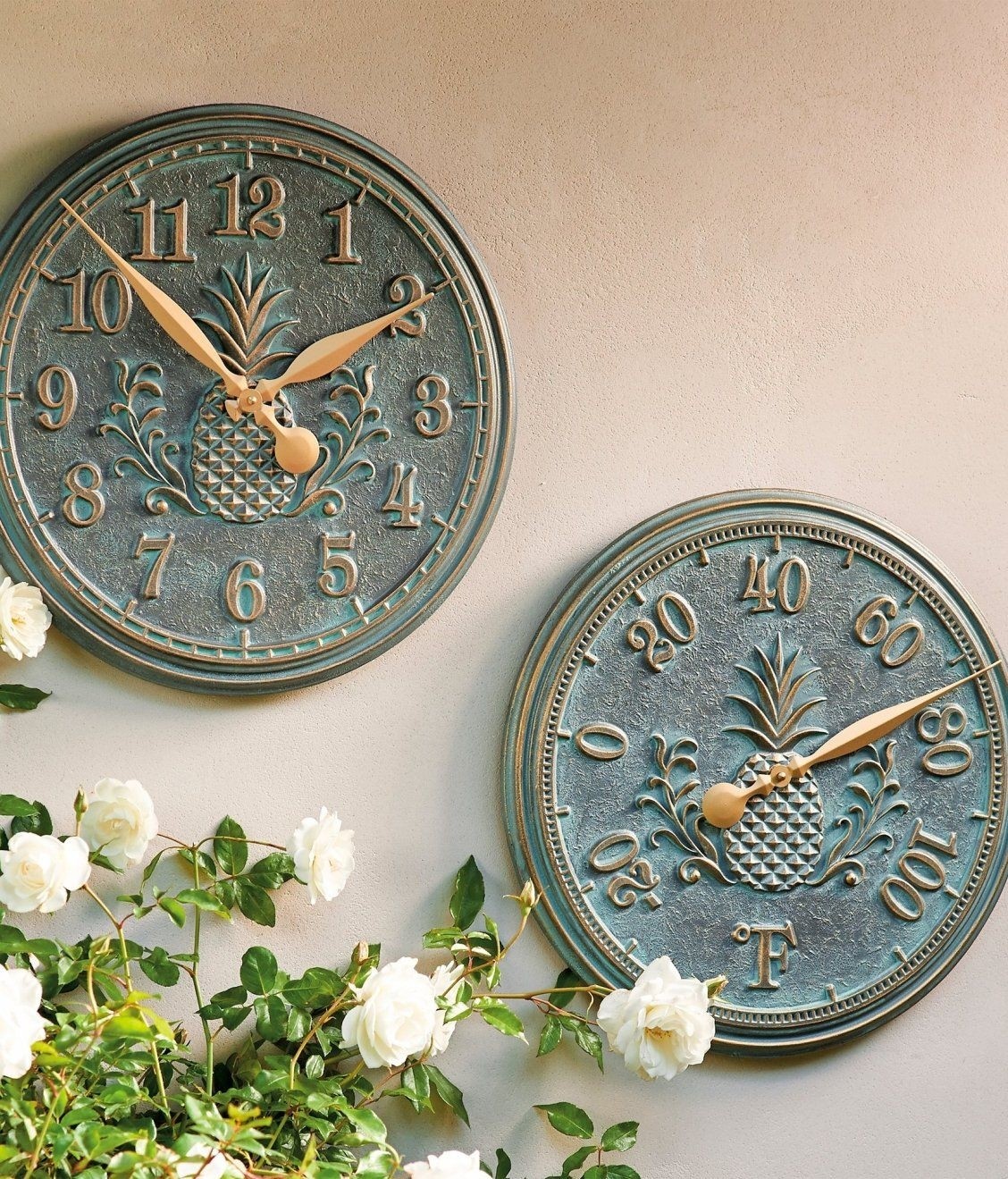 Outdoor clock and thermometer set