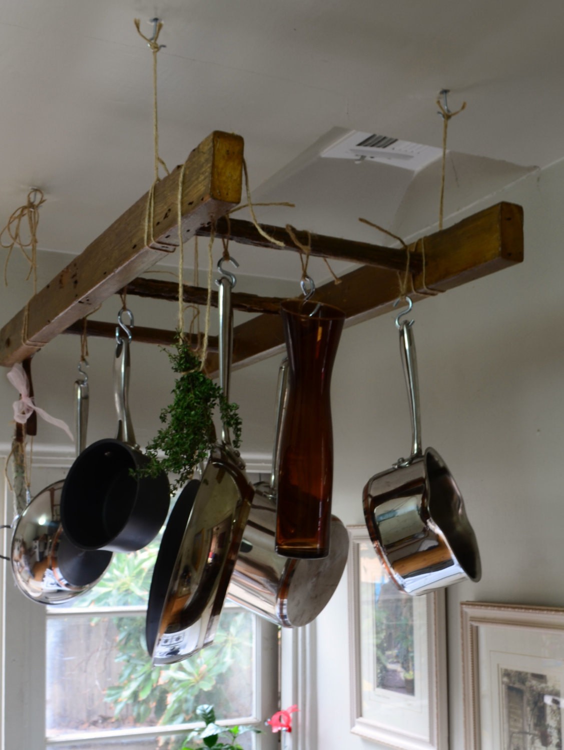 Saucepan hangers kitchen