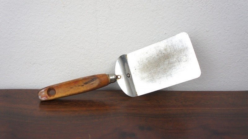 Vintage ekco square metal spatula with