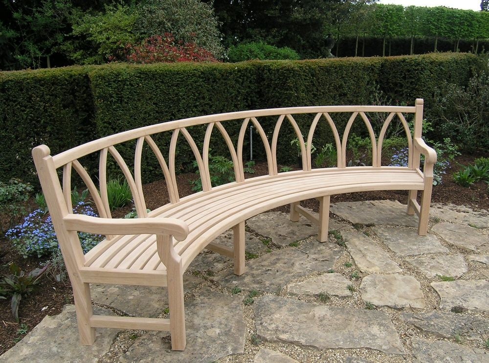 Rounded best sale garden bench