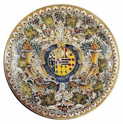 MAJOLICA: Extra large wall plate ''CORNUCOPIA:'' design with crest (28D.) [#PT/08/927/70]