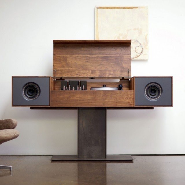 Wall mount stereo cabinet
