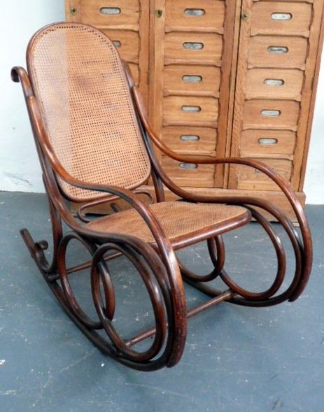 Bentwood rocker chair