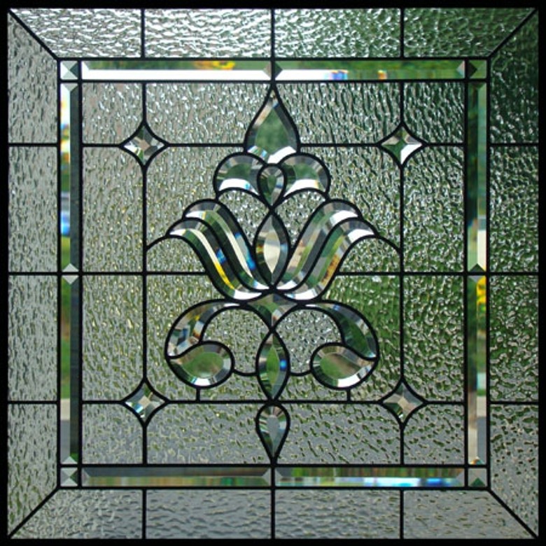 Click the traditional stained glass images to enlarge