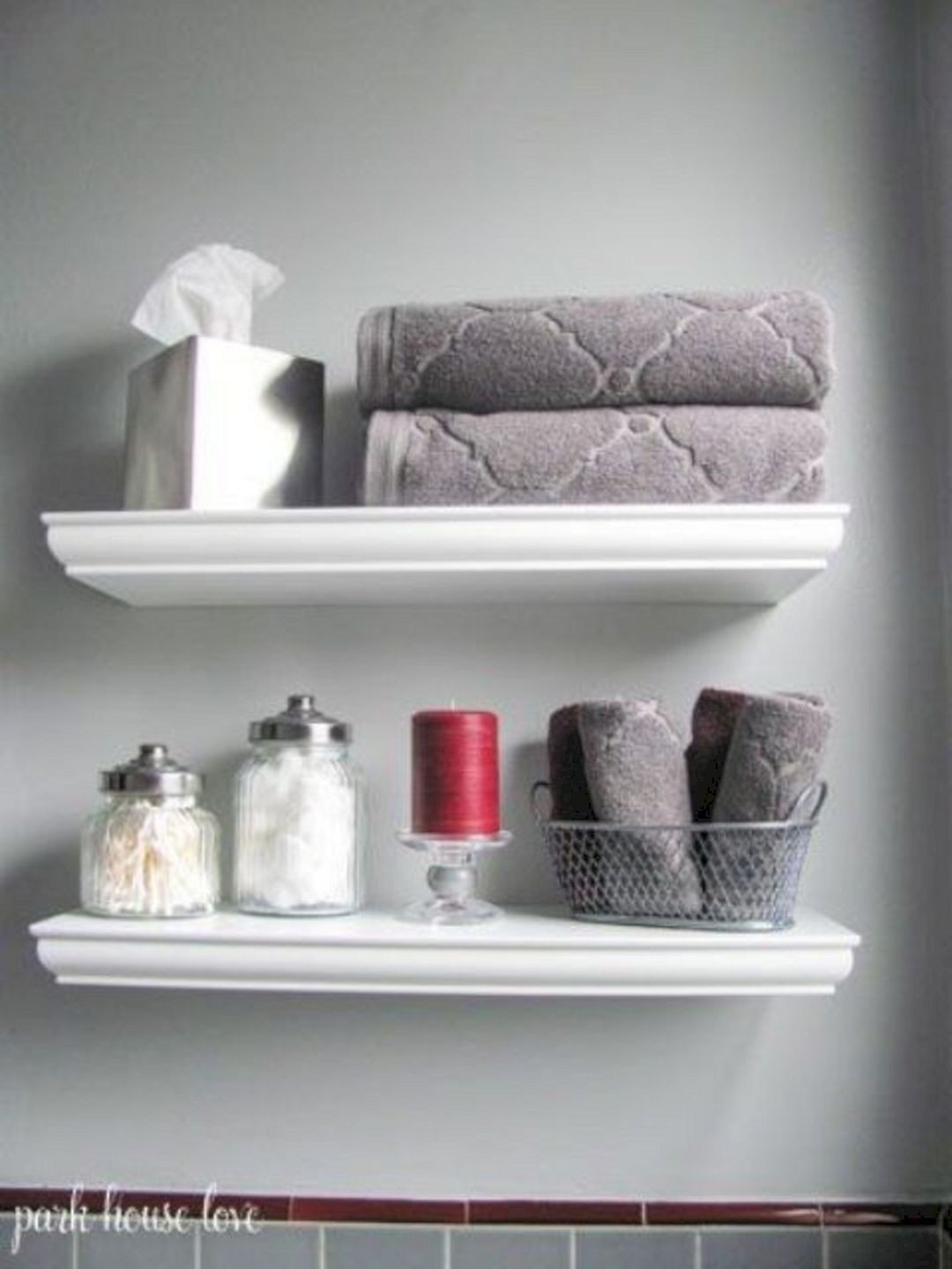 I like the little white shelf in the bathroom acutally