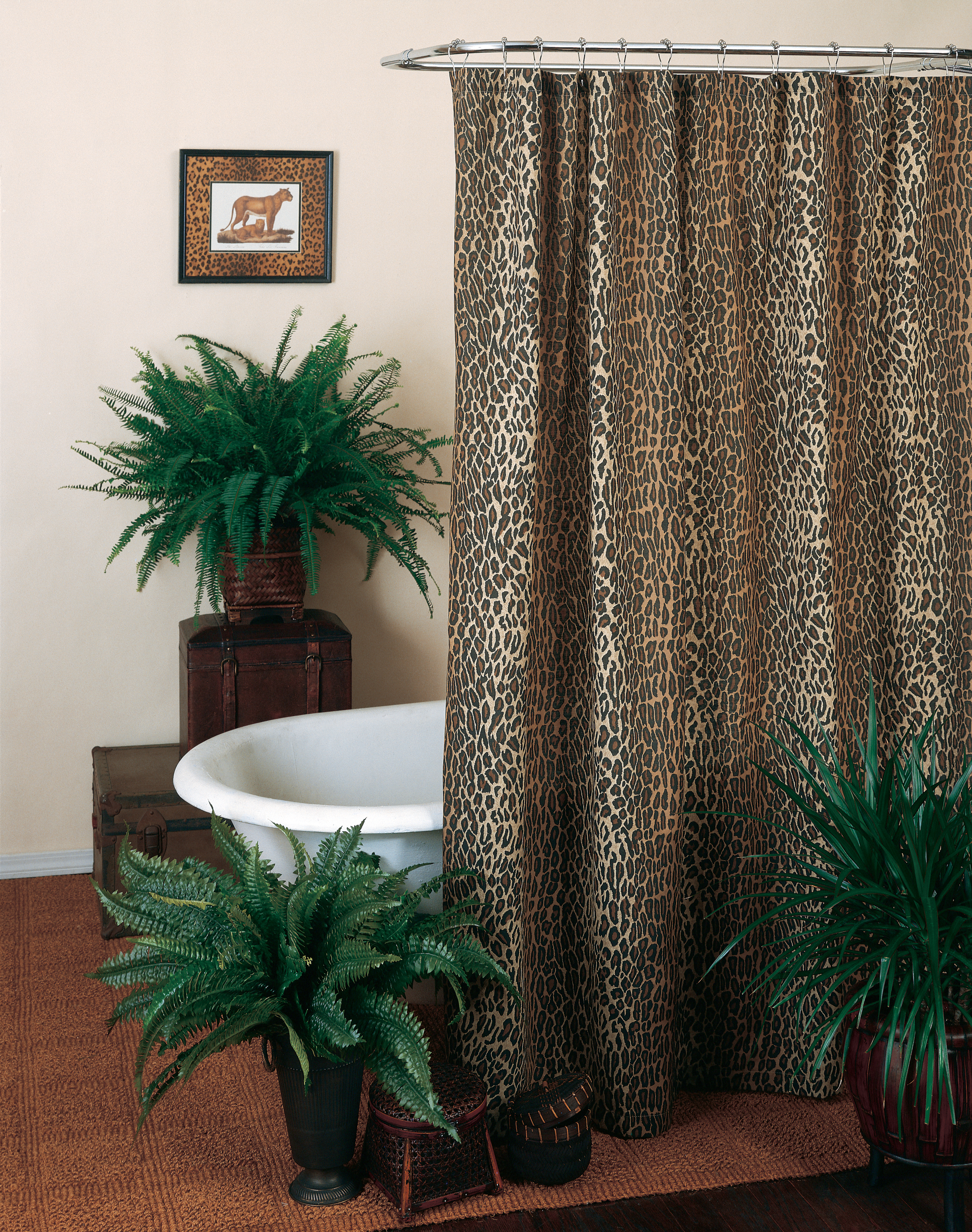Leopard bathroom decor