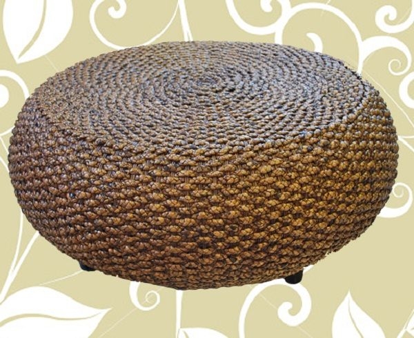 Round rattan coffee table 1