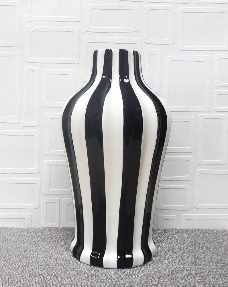 TUSCAN COLLECTION CLASSIC BLACK & WHITE STRIPED CERAMIC VASE, 80573B/W BY ACK