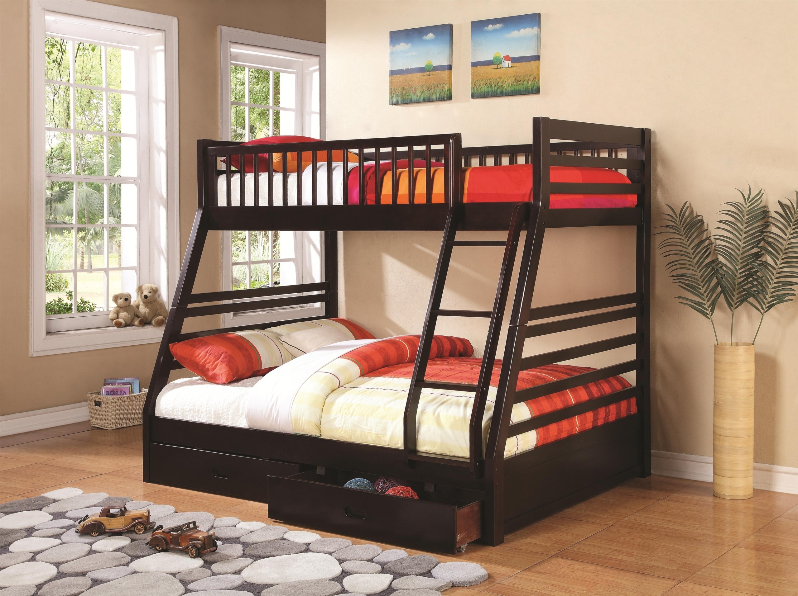 Bunk beds with full bottom