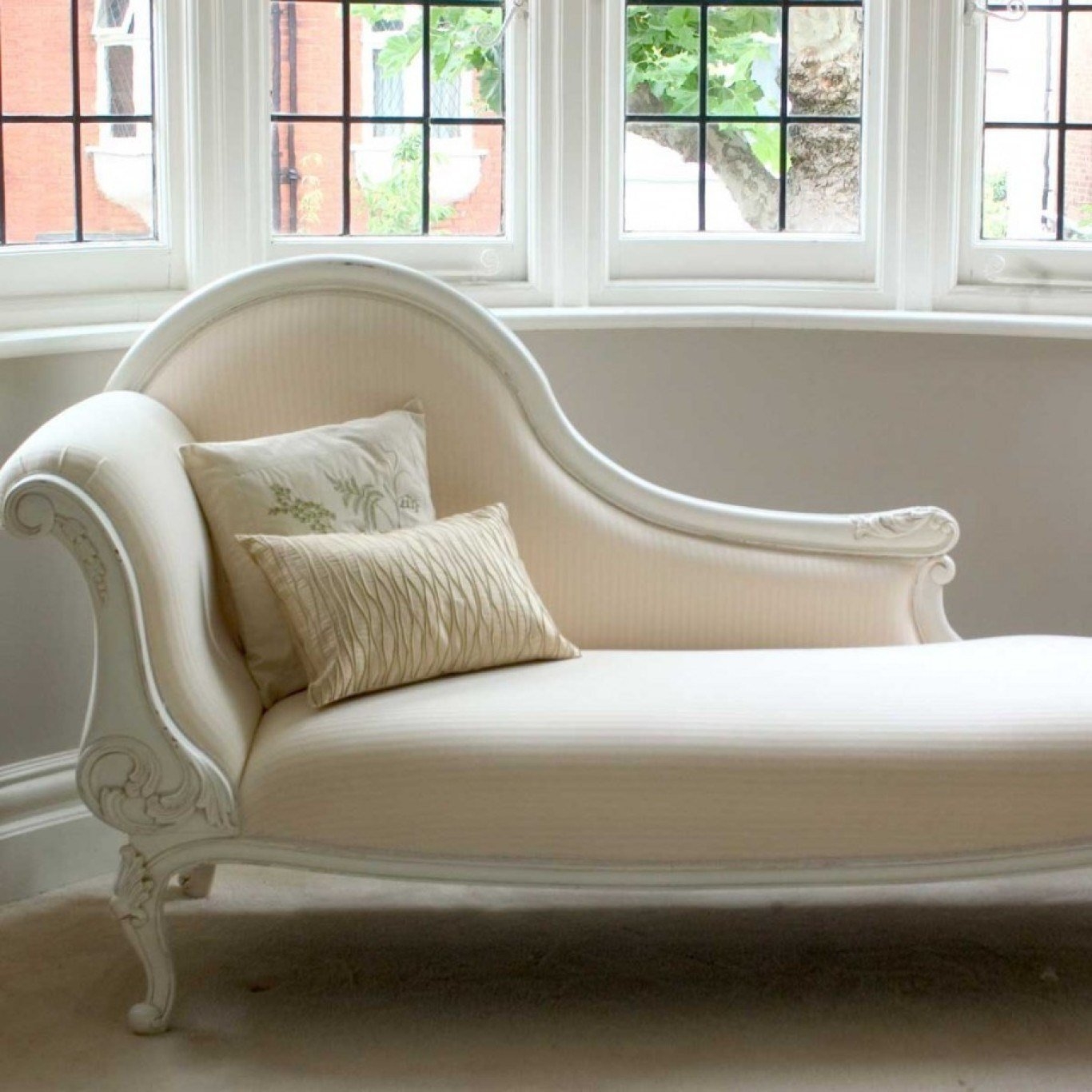 Chaise for bedroom