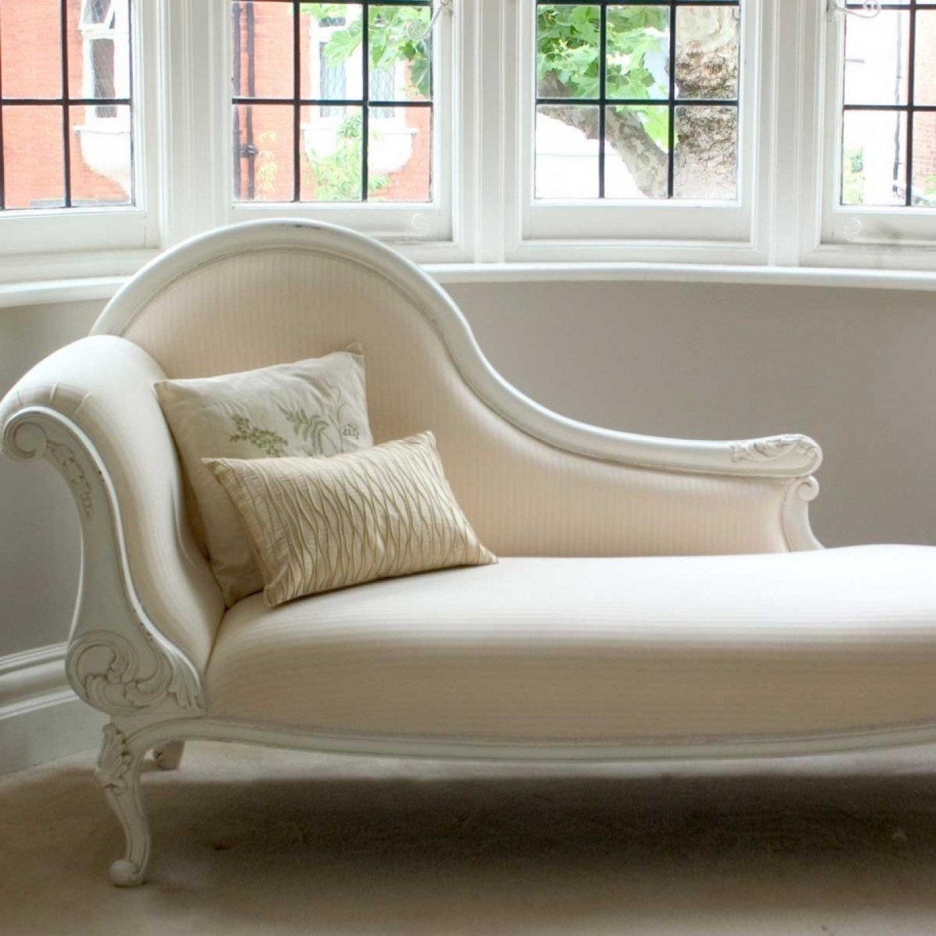 Chaise For Bedroom 