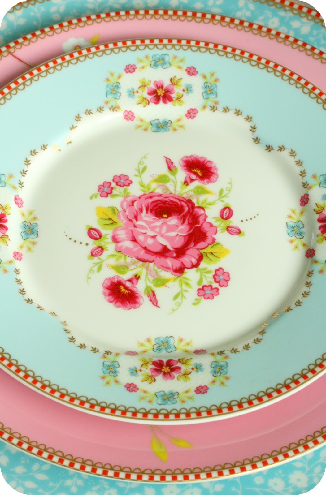 bright crockery sets