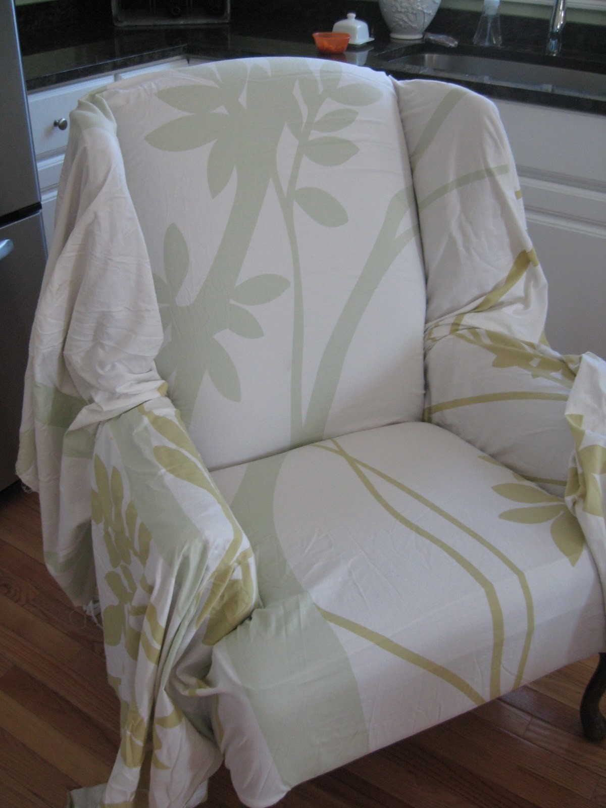 Queen Anne Slipcovers Chair 