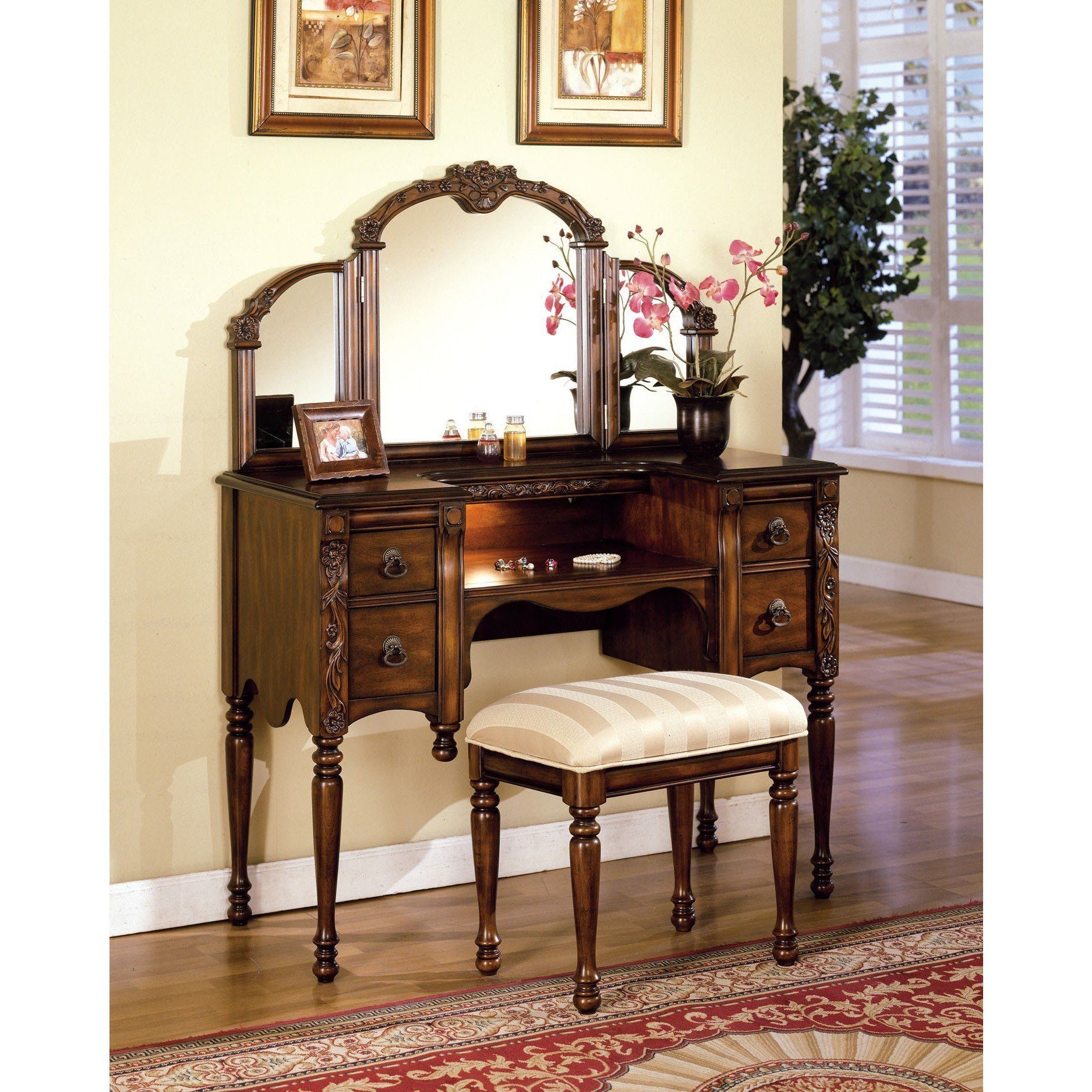 Oak vanity table 2