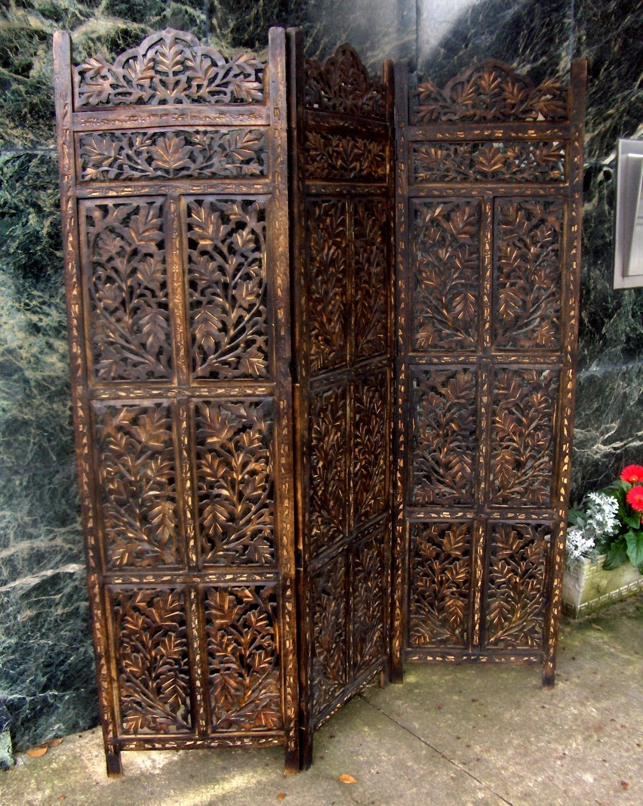 Carved wood folding screen