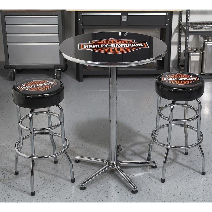 harley pub table and chairs