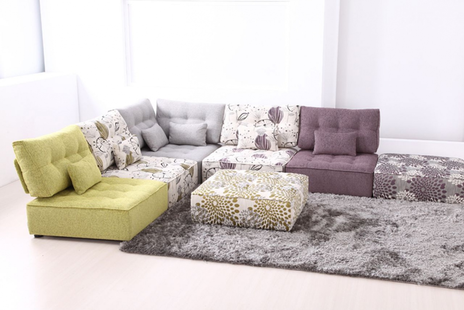 Small modular sectional sofa