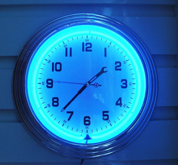 Color change led wall clock 110 to 240v voltage