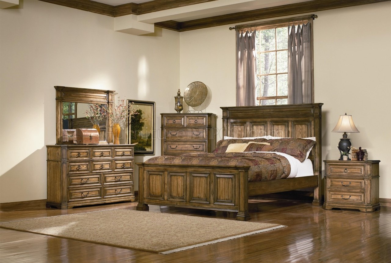 Style distressed warm brown oak wood finish queen bedroom set