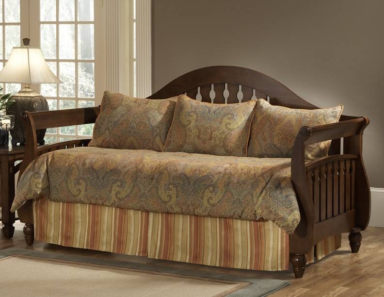 boys daybed bedding