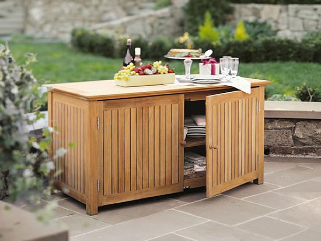 Outdoor Bar for Patio with Storage Foter