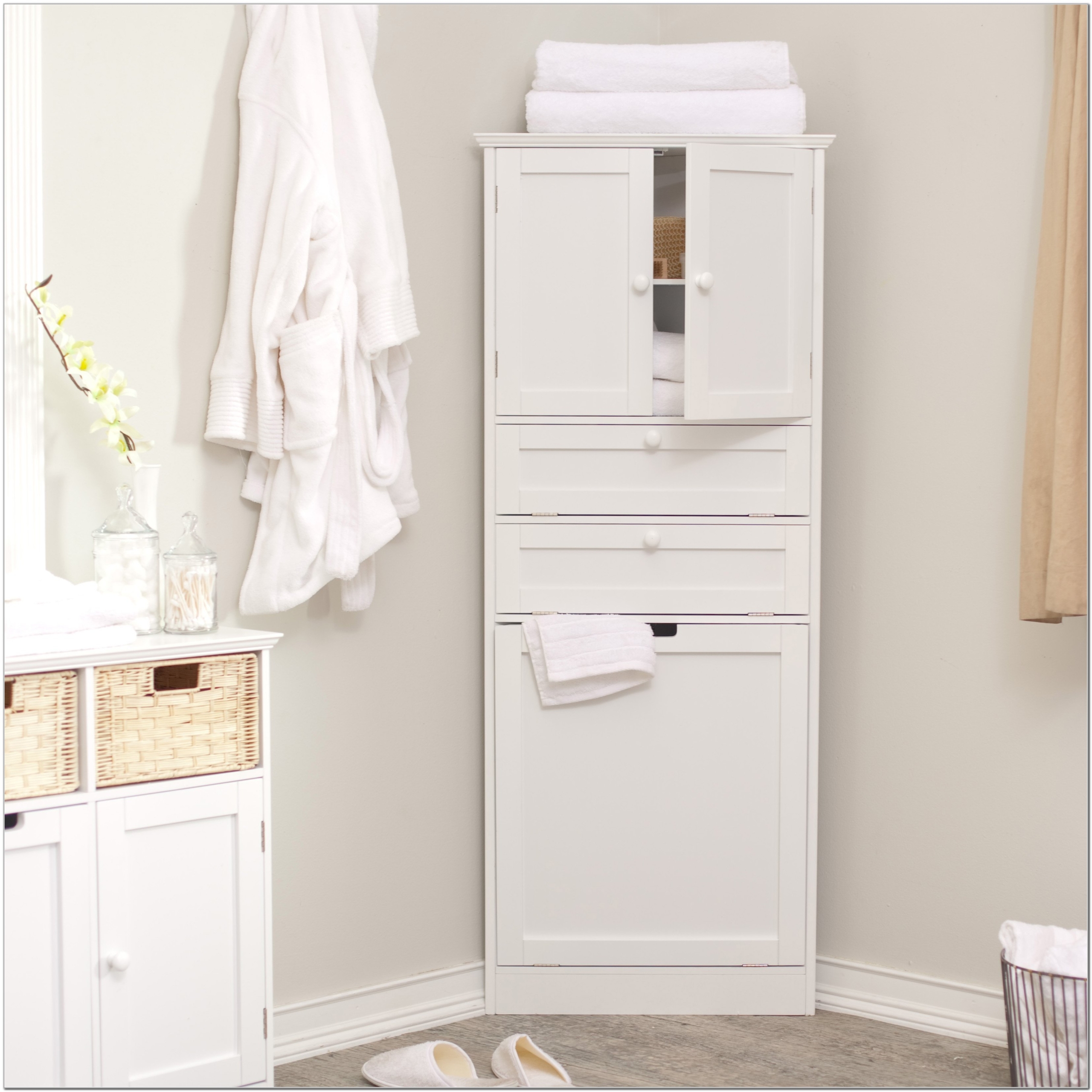 corner bathroom shelf tower