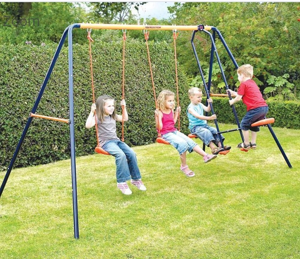 Swing. Качели для детей в саду. Качеля на детской площадке с детьми. Детство качели. Дети катаются на качелях.