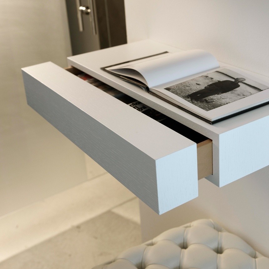 Floating shelf with drawer 4