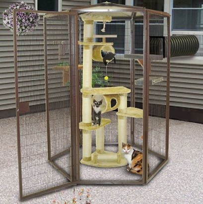 Diameter outdoor cat enclosure available in 8 or 12 gauge