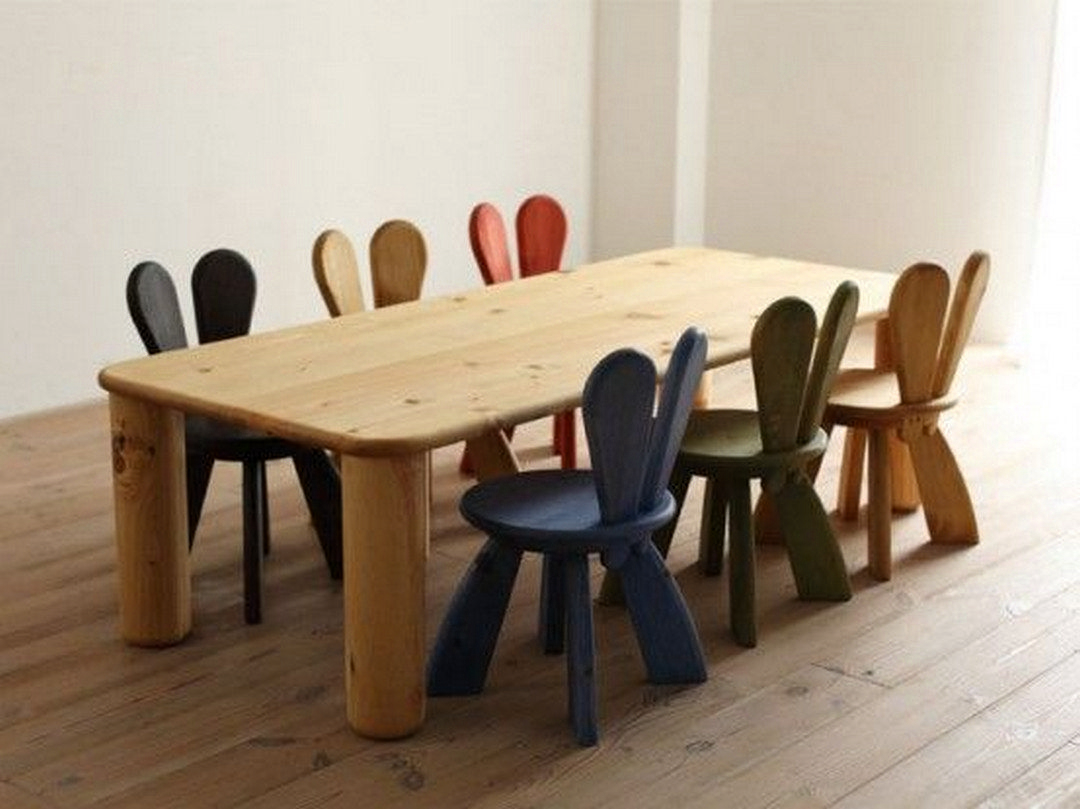 childrens timber table and chairs