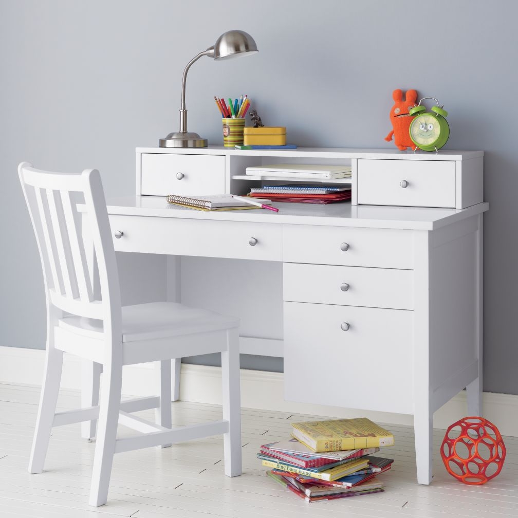 childrens desk with bookcase